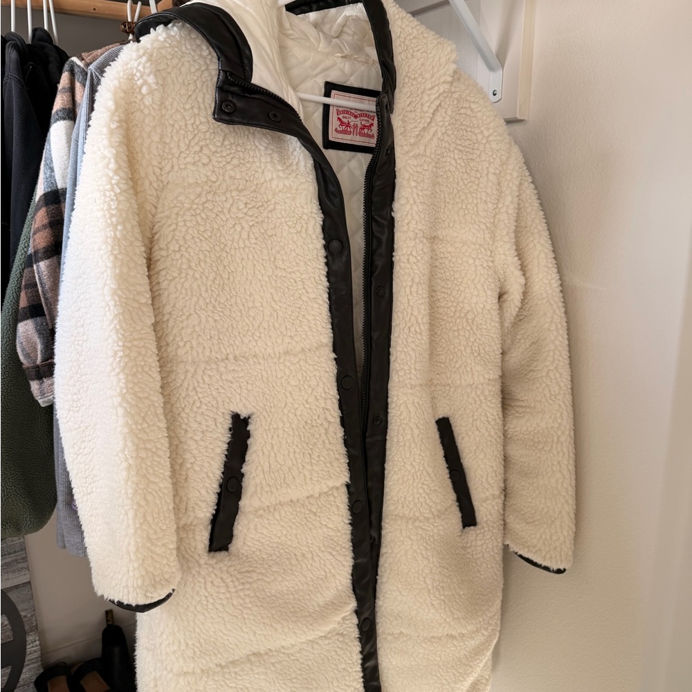 Levi's Cream Teddy Jacket with Black Details